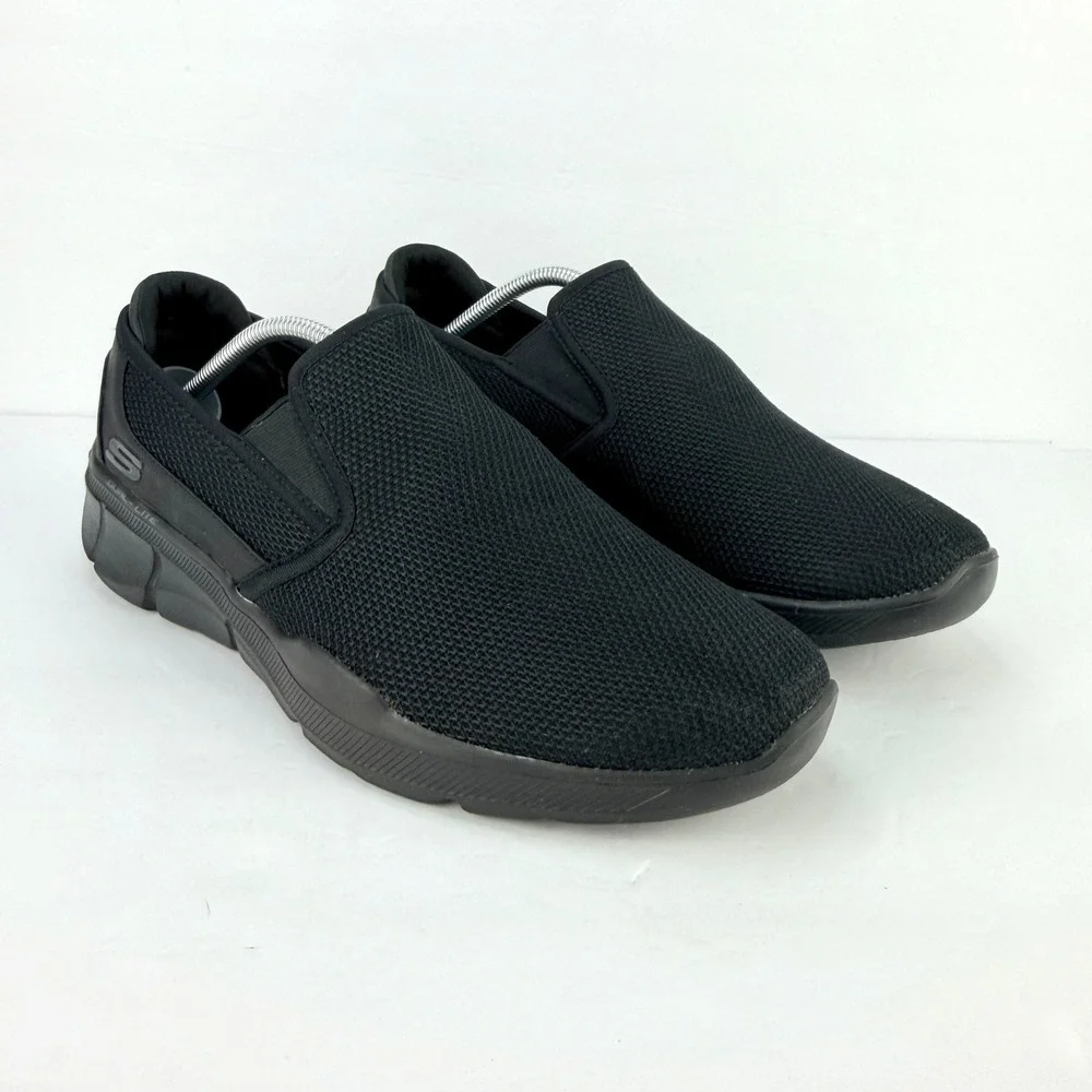 Skechers Mens 10.5 Equalizer 3.0 Sumnin Relaxed Fit Bluecore Black Slip On Shoes